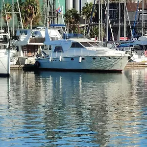 Bateau-hôtel Voyager, Sant Adrià de Besòs